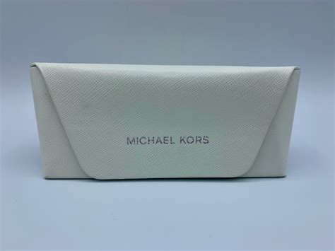 michael kors eyeglasses case